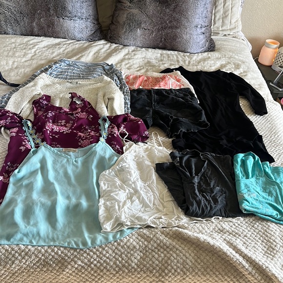 Brandy Melville Tops - Womens Small Bundle #8